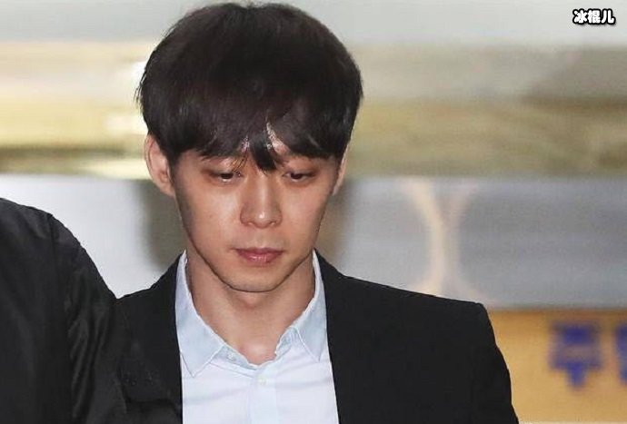 朴有天媒体采访