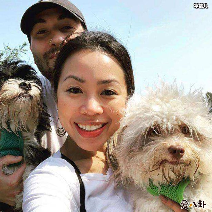 小狗长着一张人脸