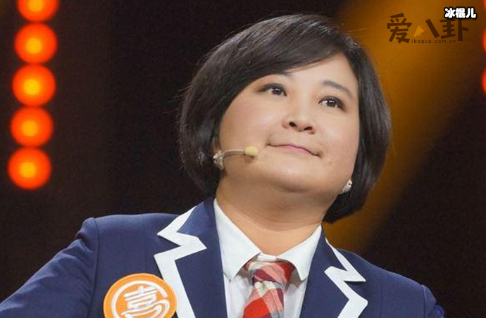 贾玲路演现场遭遇已婚粉丝催婚