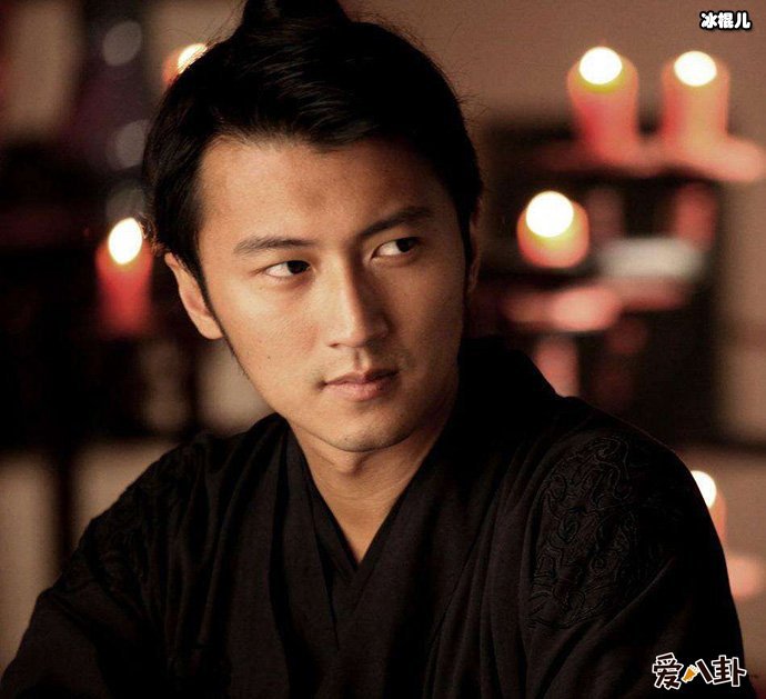 谢霆锋回应王菲怀孕