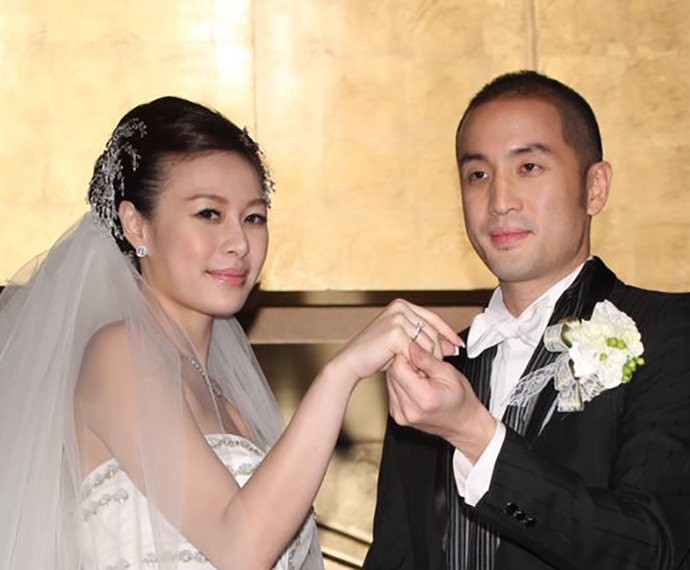 唐志中和圈外妻子的婚礼