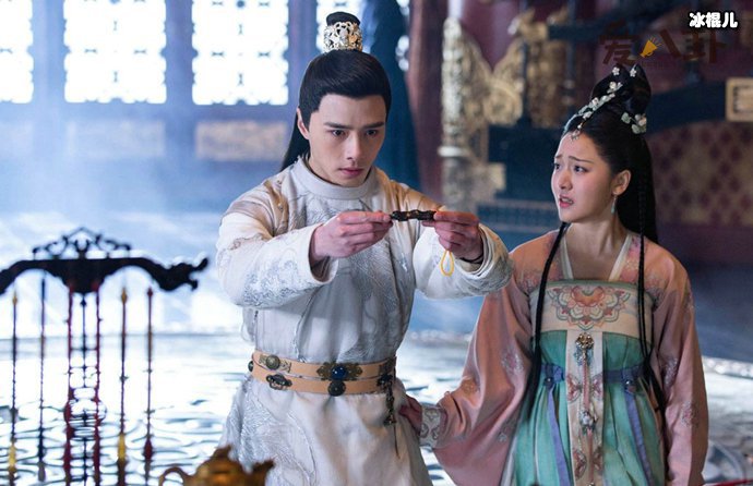 周紫馨拍戏不背台词只会数数？