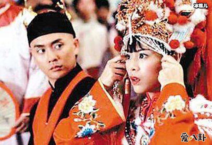 回顾黄宗泽胡杏儿八年恋情