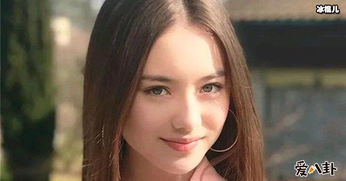 日本13岁混血儿模特写真