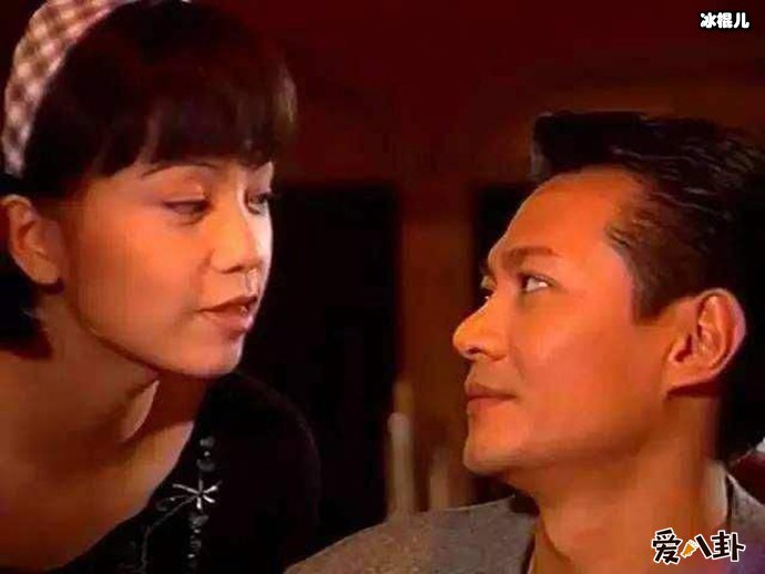 江华邓萃雯有什么关系