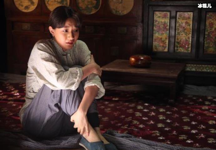 阎娜与马伊琍长得像