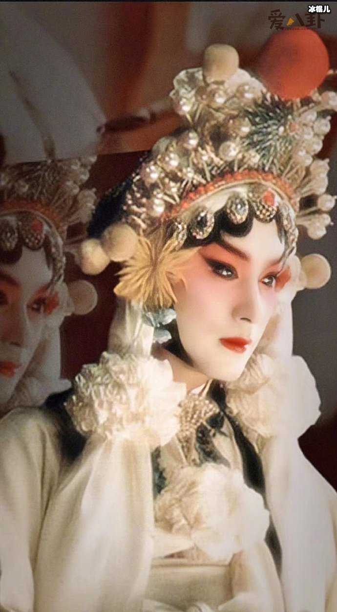 张国荣试妆白蛇造型首度曝光