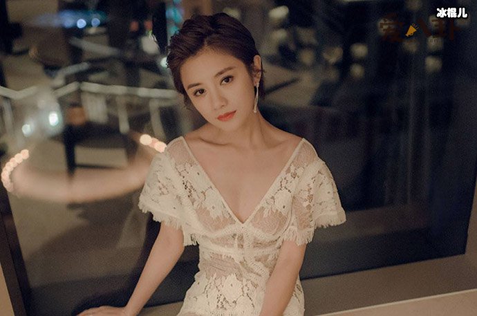 伊一家庭背景如何