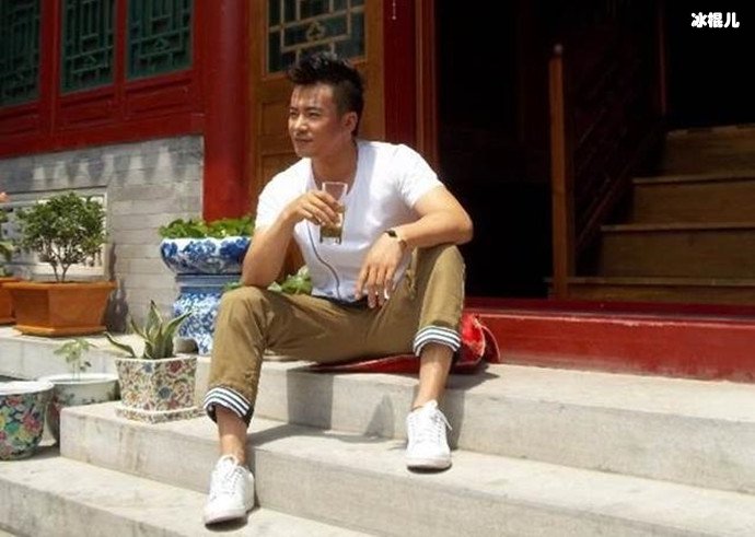 于波花百万继续买四合院被嘲