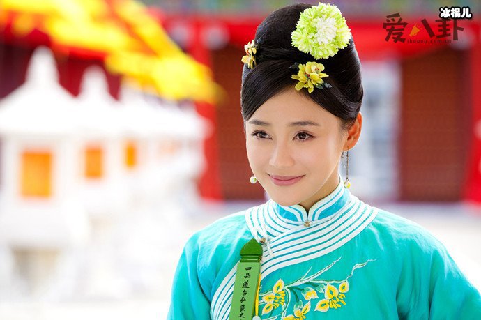 袁姗姗什么时候离开于正