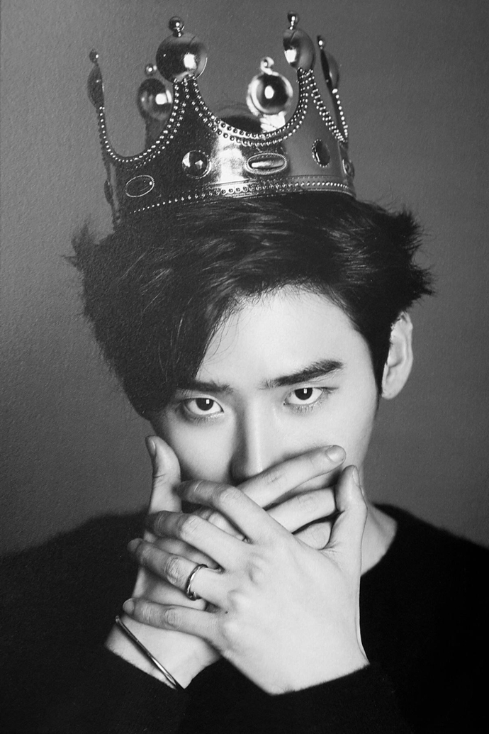 李钟硕入伍前被爆恋情