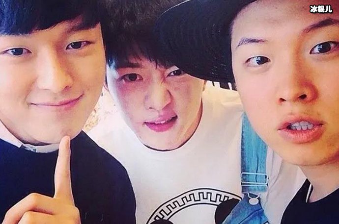 张基龙的早期照片