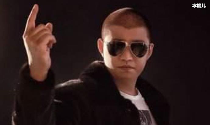 二驴被永久封号，具体的原因是什么