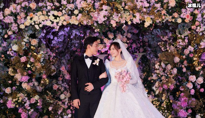 闫学晶意外透露唐嫣产下龙凤胎