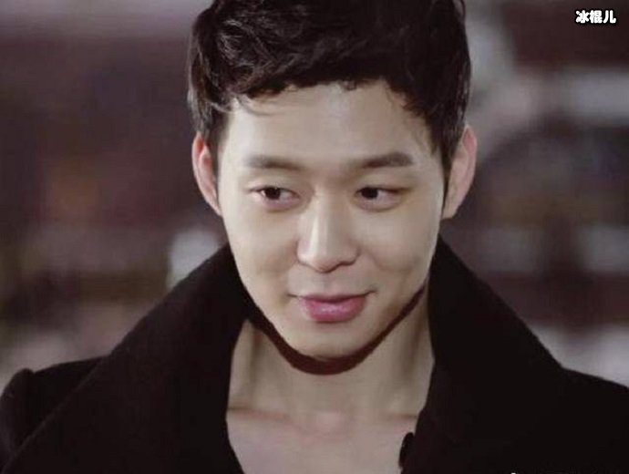 朴有天年轻时候照片