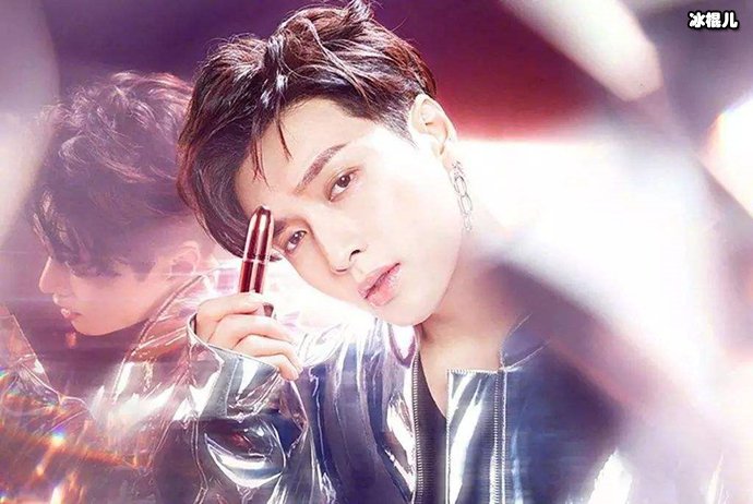 张艺兴弹性爱国被群嘲