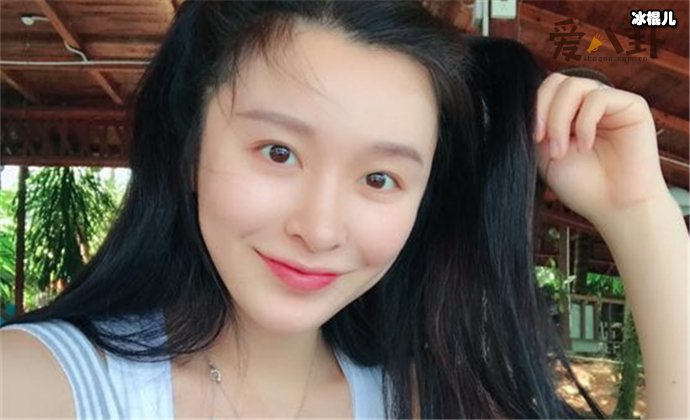 李萌萌家庭背景