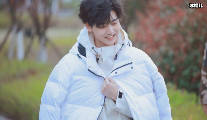 创造营焉栩嘉个人资料