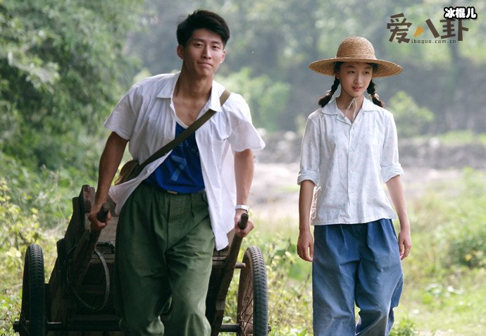 周冬雨窦骁不和是谣言