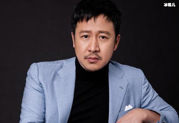 张国强被人推开