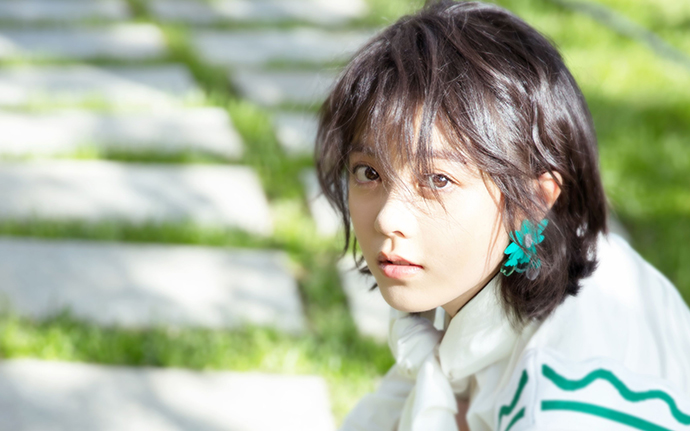 赵今麦的强大背景一事是否是真