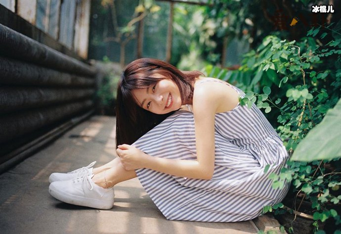 谭松韵有个圈外男友？