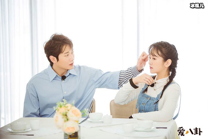 李嘉铭刘泳希是如何克服领证前困难的