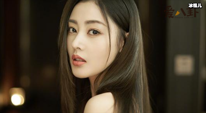 张天爱回应有金主 