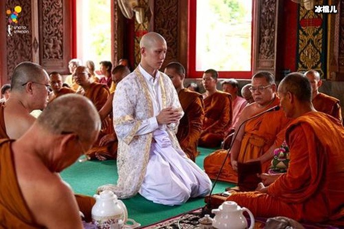 朋抔·里拉塔纳卡邹