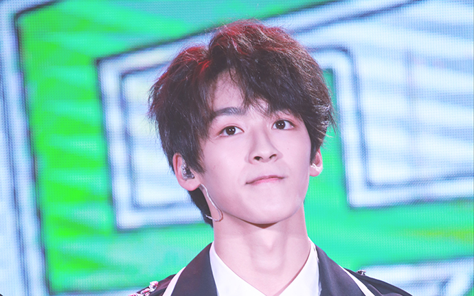 易安音乐社成员何洛洛前些日参加浙江影视类艺考