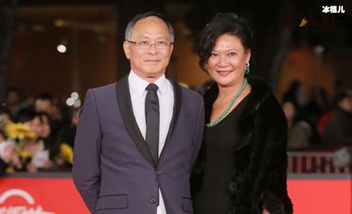 杜琪峰与妻子黄宝玲