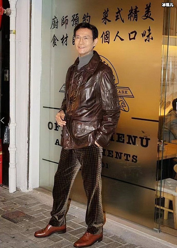 郑少秋是周润发的恩人