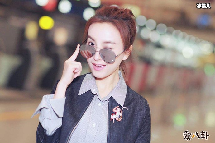 吴昕向钟汉良鞠躬道歉是为什么