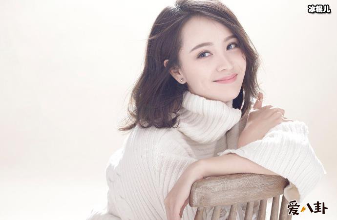 邓莎拔火罐被烧伤