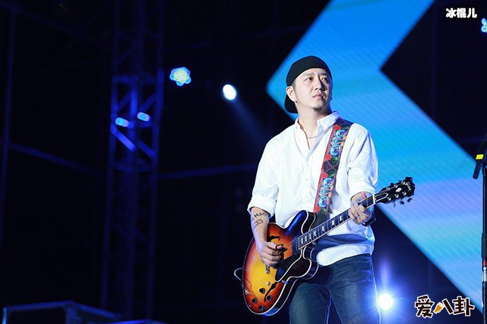 郝云遭妻子控诉家暴