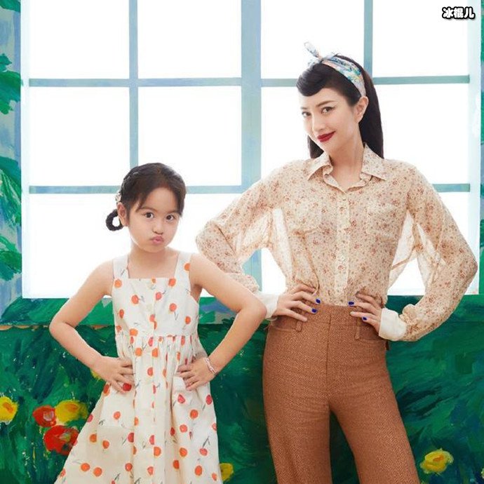 饺子包文婧时尚大片