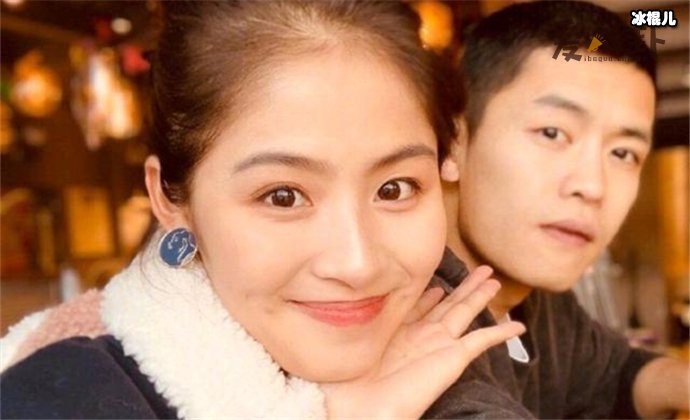 宁桓宇小4岁妻子周安琴是做什么的