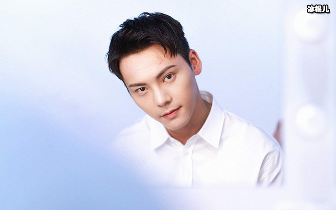 陈伟霆大方示爱宋茜？