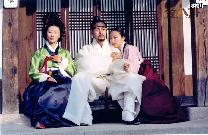 裴勇俊《丑闻》剧照