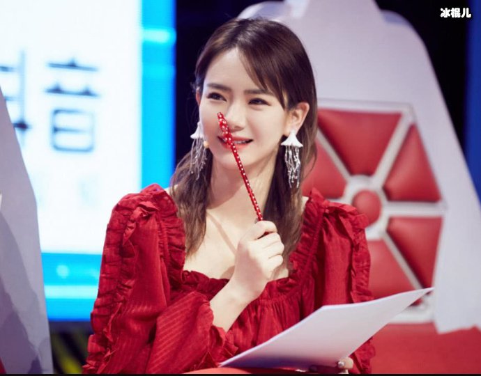 戚薇发文怼鲍橒