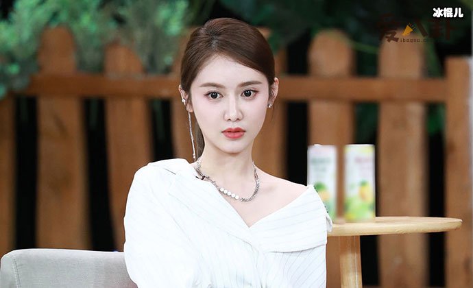 美娜真名叫什么