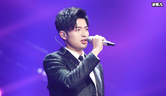 何亮辰个人资料