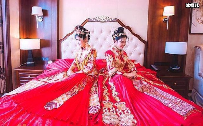 双胞胎姐妹结婚