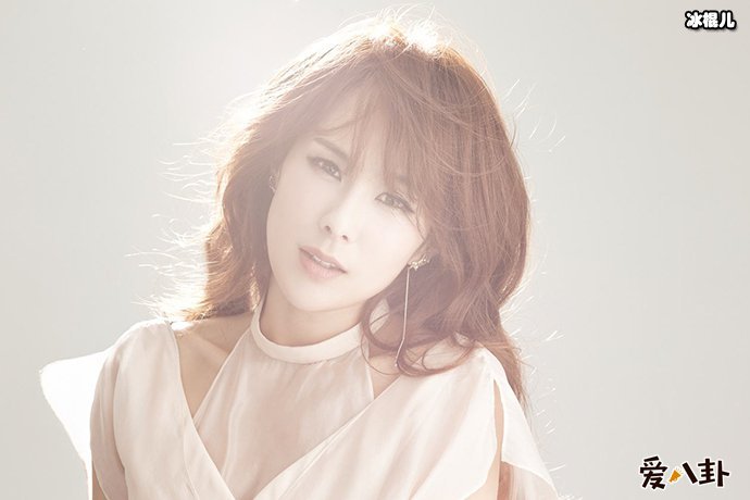 蔡妍被传自杀的原因