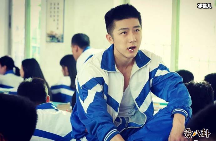 张层层个人资料