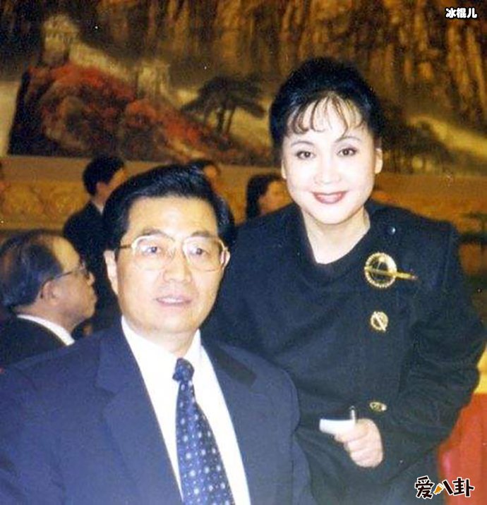 李谷一为何要与金铁霖离婚