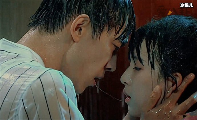 小彩旗拔丝吻戏