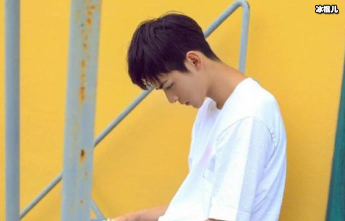 周历杰个人资料