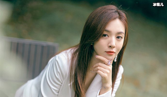 王晓晨演过胡歌岳母