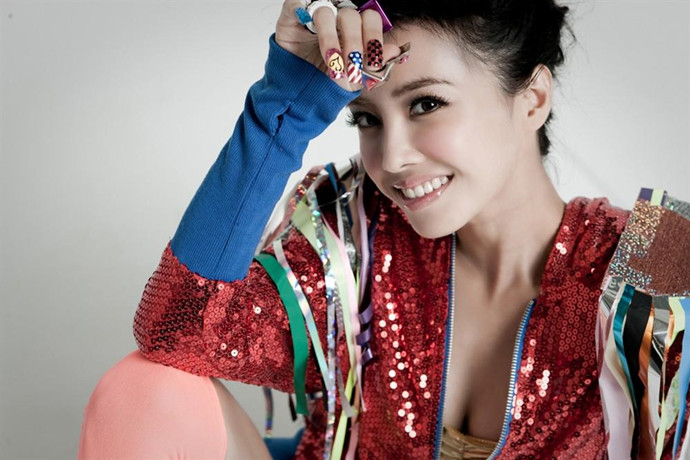 罗志祥蔡依林版朱碧石神似姐妹